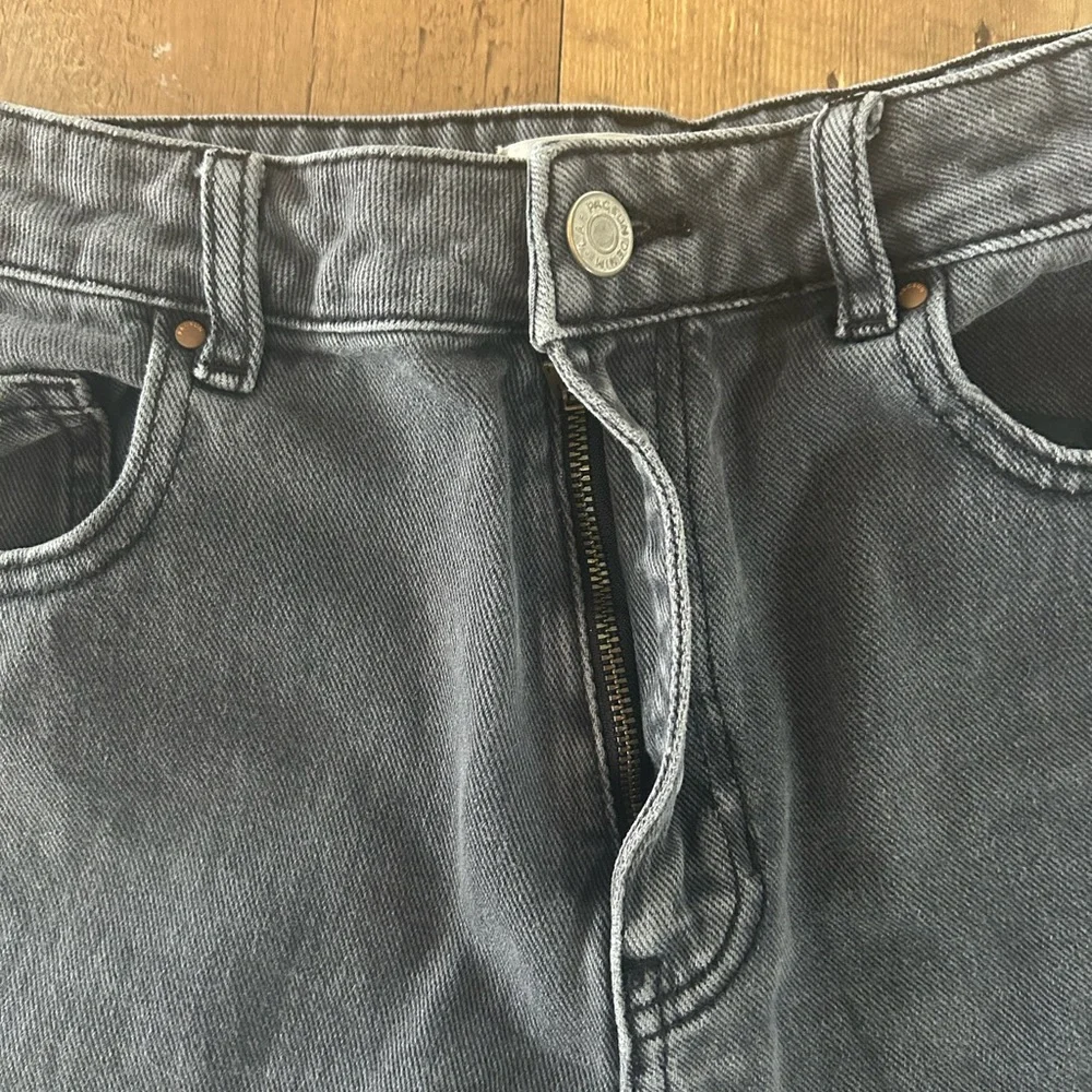 PacSun Mom Shorts Size 30 Washed Black High Rise Denim. - Picture 9 of 9